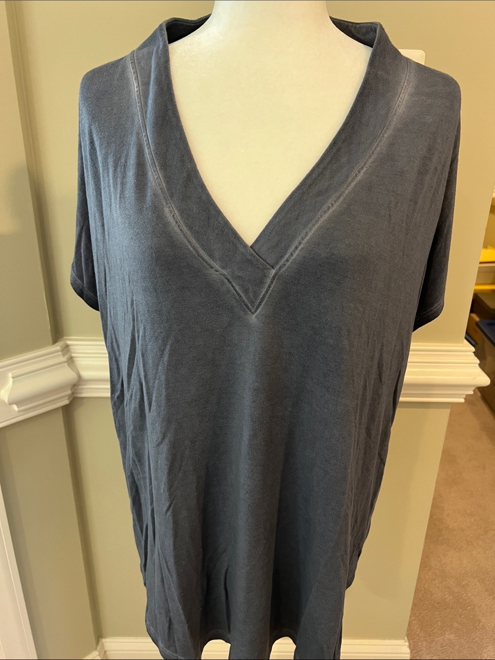 Lou & Grey Deep Charcoal Blue V-Neck Short Sleeve Top, NWOT